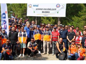 Manavgat’ta afet bilinci ve gönüllülük için doğa yürüyüşü