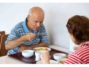 Antalya Büyükşehir Belediyesi Kent Lokantası hizmete girdi