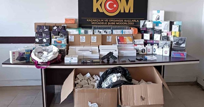 Mersin’de 2 milyon liralık kaçakçılık operasyonu: 12 gözaltı