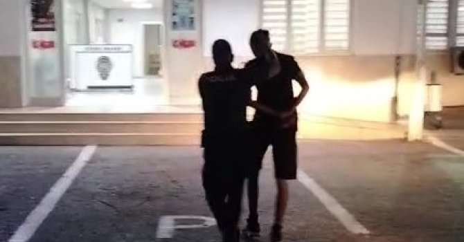 Adana’da 12 yıl hapis cezasıyla aranan hırsız yakalandı