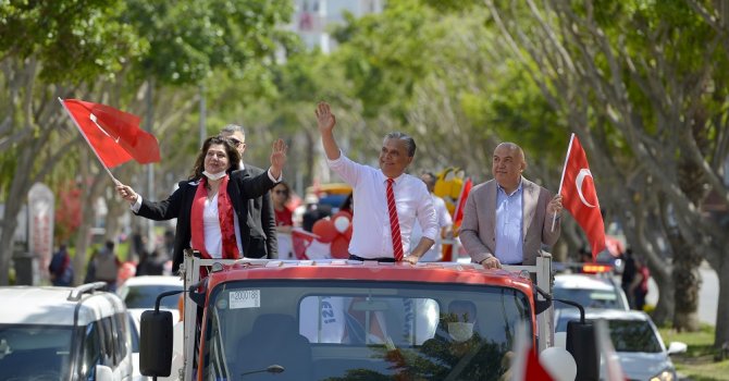 Muratpaşa’dan muhteşem 23 Nisan kutlaması