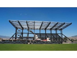 Kahramanmaraş’ın yeni futbol sahası hızla yapılıyor