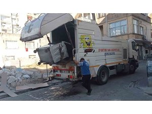 Akdeniz Belediyesinden temiz kent ve sağlıklı çevre için kesintisiz hizmet