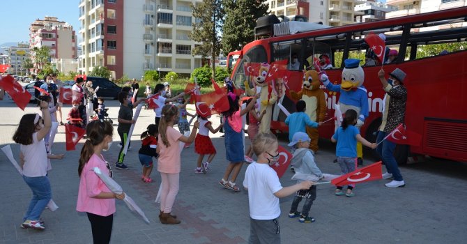 Alanya ve Gazipaşa’da 23 Nisan coşkusu
