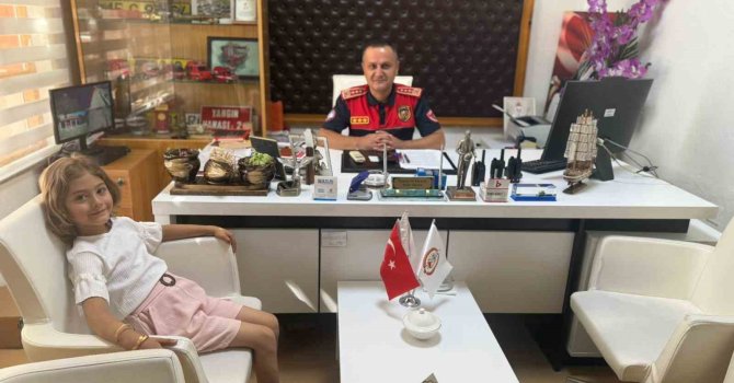 Burdur’da 5 yaşındaki Aslı’nın dikkati felaketi önledi: 3 ev kül olurken daha büyük bir yangın engellendi