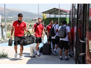 Antalyaspor Burdur’da kampa girdi
