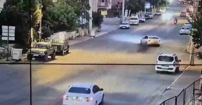 Drift denemesi hüsranla bitti: Hem kaza yaptı hem ceza yedi