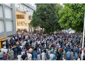 Manavgat’ta tutuklanan belediye başkanı Nefi Kara’ya destek mitingi