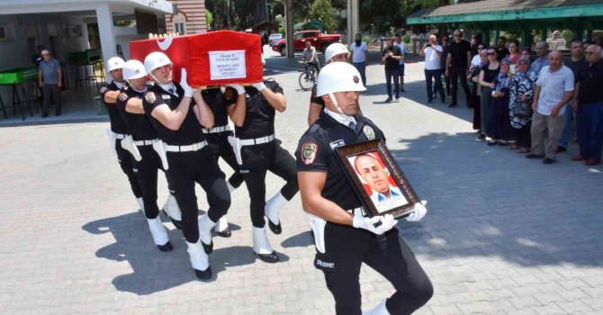 Polis memuru kaza kurşunuyla hayatını kaybetti