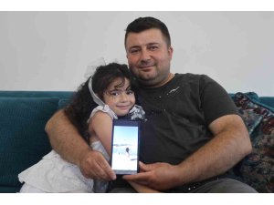 Skorsky pilotunun selamladığı Hifa’nın babası: "Biraz mesafemiz vardı ama pilot da orada kızıma karşılık verdi ve kızımı mutlu etti"