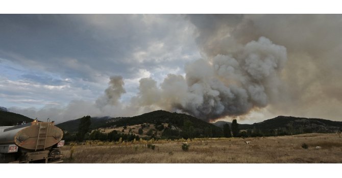 Konya’daki orman yangını Isparta sınırına dayandı, köylerde tedbir alındı