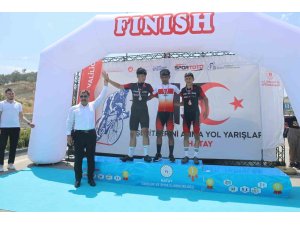 Hatay’da bisikletçiler 15 Temmuz anısına pedal çevirdi