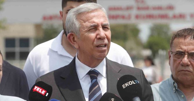 Mansur Yavaş, Başkan Böcek’i ziyaret etti