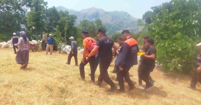 Kayıp Alzheimer hastası yaşlı kadın 12 saat sonra ekiplerce arazide bulundu