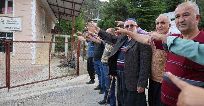 Vatandaşların köy adına alındı sandıkları konak, eski muhtarın çıktı