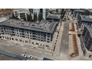 Kahramanmaraş’ta deprem konutları yükseliyor, şehir merkezi yeniden ayağa kalkıyor