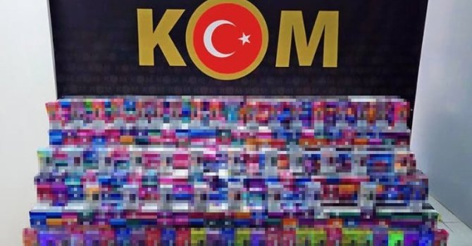 Kaçak elektronik sigara operasyonunda 1.8 milyon liralık ürün ele geçirildi