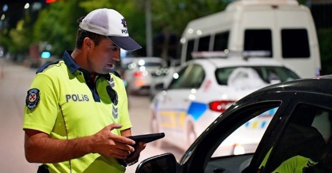 Isparta’da asayiş uygulamasında ruhsatsız av tüfeği ele geçirildi