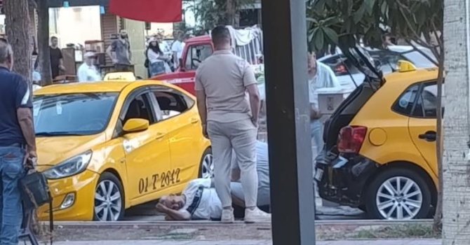 Taksi durağına silahlı saldırı: 2 sürücü yaralandı