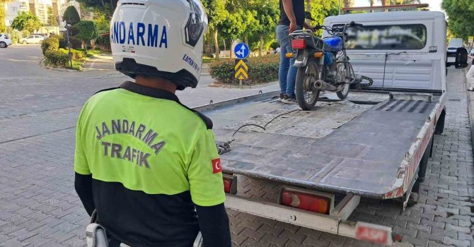 Antalya’da şok motosiklet denetiminde 3 bin 655 araç kontrol edildi