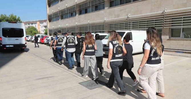 "Beyaz eşya tamircisiyiz" deyip 6 milyon liralık vurgun yaptılar