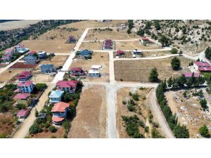 Tarsus Belediyesi Kahraman Gülek’te yol ve ulaşım çalışmalarını sürdürüyor