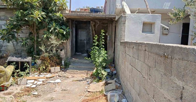 Annesini döverek öldürdü, ’bayıldı’ diye 112’den yardım istedi