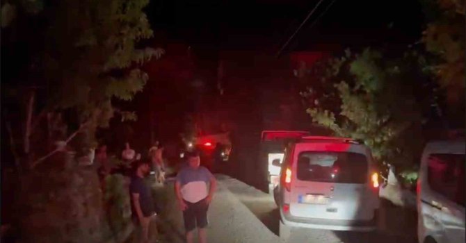 Gazipaşa’da yangın sebebiyle bir mahalle tedbir amaçlı tahliye edildi