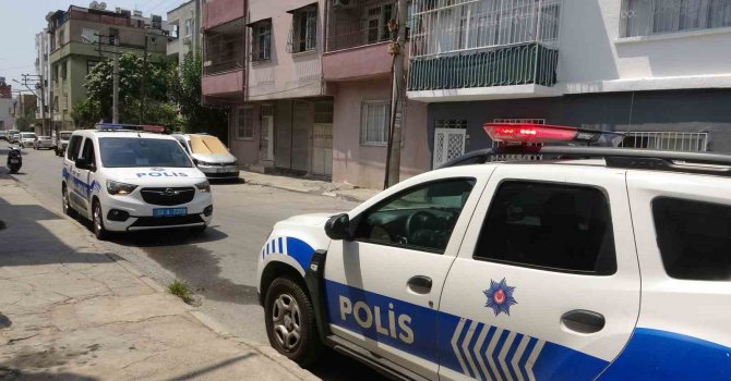 Mersin’de anne-kız tabanca ile vurularak öldürüldü