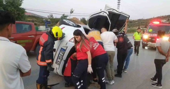 Mersin’de otomobil takla attı, sürücü yaralandı