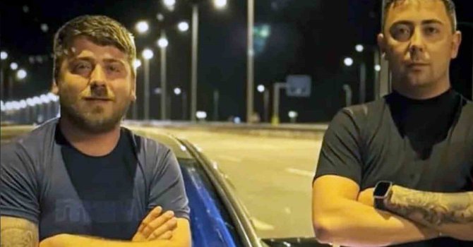 Motosiklet ağaca çarptı: İki kardeş hayatını kaybetti