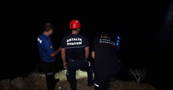 Antalya’da "Şelaleden denize birisi düştü" ihbarı ekipleri alarma geçirdi