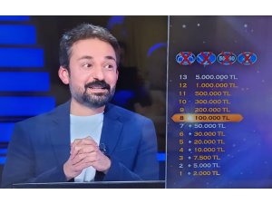 Yapay zekanın seslendirmeni yarışma koltuğunda