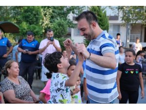 Defne Belediyesi’nin Çekmece Mahallesi’nde düzenlediği etkinlikte çocuklar doyasıya eğlendi