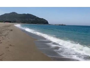 Gazipaşa Selinus Sahili kıyısında 500 metrelik boru bulundu