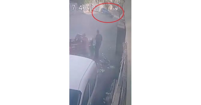 Reyhanlı’da otomobille çarpışan motosikletli metrelerce savruldu