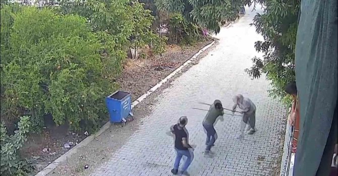 Kanlı miras kavgasında yeni görüntüler: Baba, oğullarını sopayla dövüp böyle ateş etti
