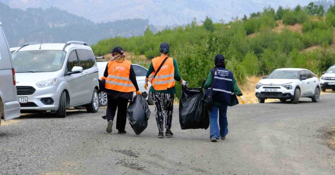 Onikişubat Belediyesi yangın bölgesinde