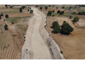 Feke’de 26 yıllık sorun çözüldü: 10 kilometrelik dere ıslahıyla su baskınları önlendi