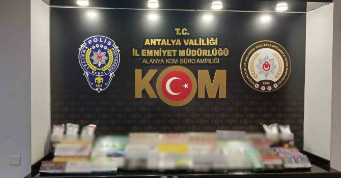 Antalya’da rüşvet ve kaçakçılık operasyonları: 2 tutuklama