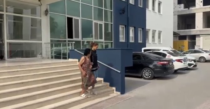 İskenderun’da günü birlik evde fuhuş yapan 2 kadın gözaltına alındı