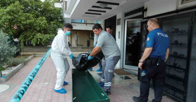 Banyoda boğazı kesilerek öldürülmüştü: 3 şüpheli adliyeye sevk edildi