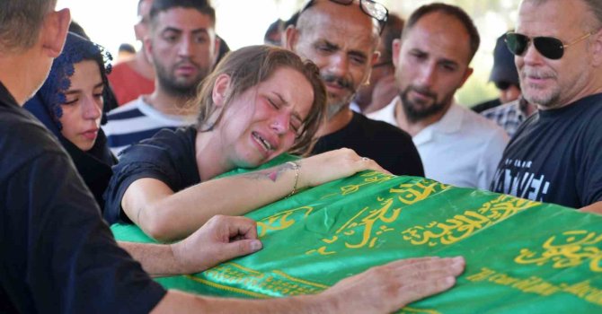 Tek teker aşk ’tek’ bıraktı, genç kadının feryatları yürekleri yaktı