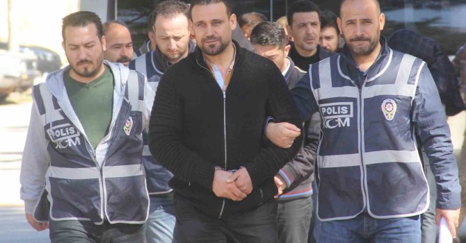 Sahte diploma çetesi lideri Ziya Kadiroğlu, 2018’de aynı suçtan gözaltına alınmış