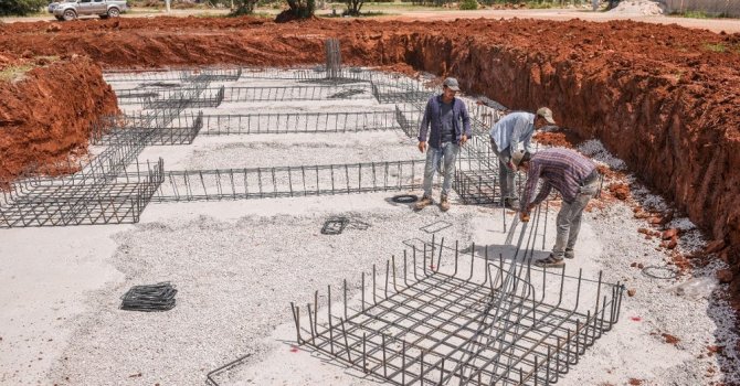 Kepez’de 6 köy pazarının yapımı başladı