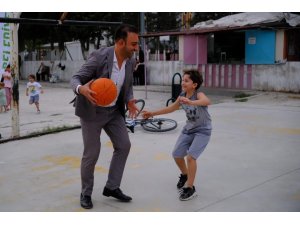 Defne Belediyesi’nin üç mahallede düzenlediği etkinliklerde çocuklar doyasıya eğlendi