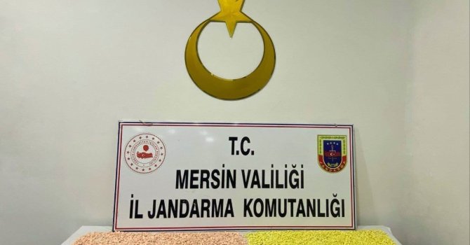 Mersin’de 18 bin 400 adet uyuşturucu hap ele geçirildi
