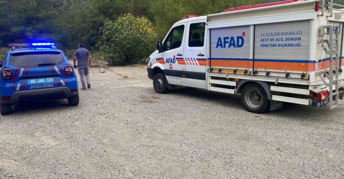 Piknik yaparken sular yükseldi, mahsur kalan vatandaş yaralandı