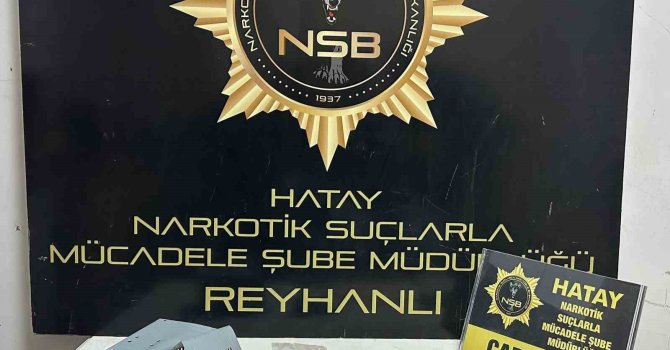 Bilgisayar fanı içerisinden uyuşturucu fışkırdı