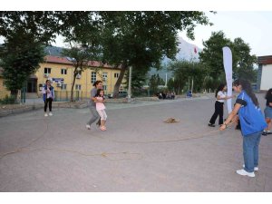 Gezen Sinema Tırı Pozantı’da